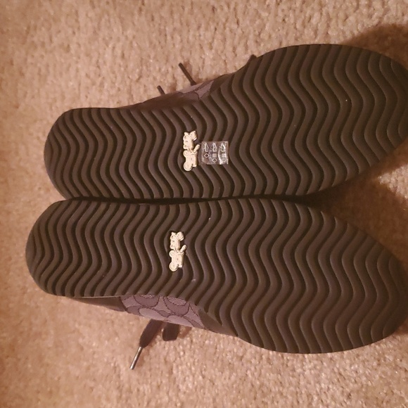Coach Signature Sneakers, Sz.8 - Picture 4 of 6